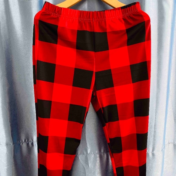 New inventory 🎄Christmas Graphic Letter Plaid Print Long Sleeve Pj Set🎄 - Picture 4 of 5